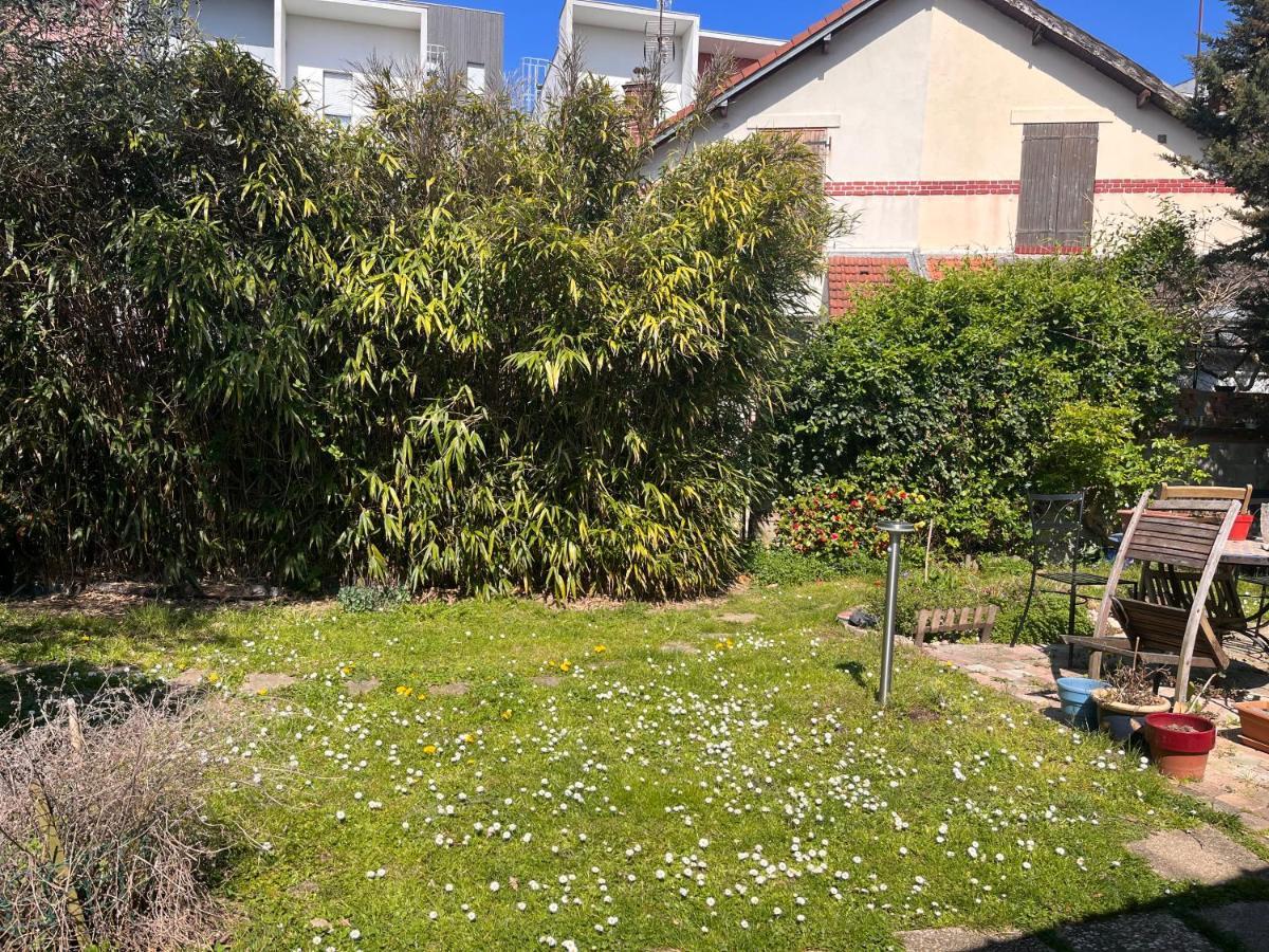 Homestay A And Garden Close To Paris *